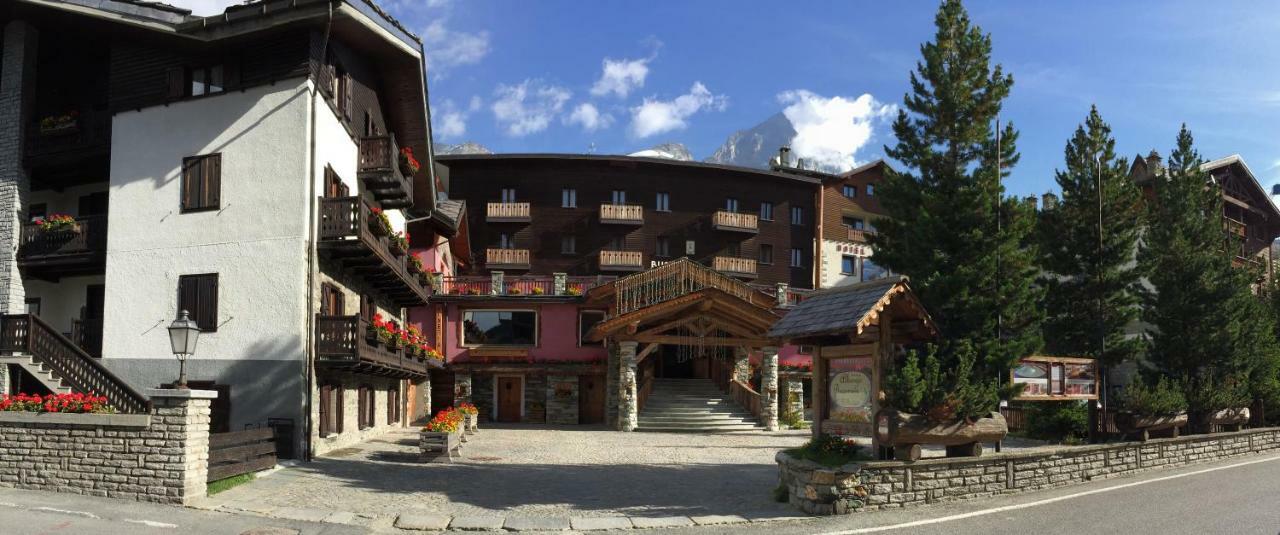 Hotel Bucaneve Breuil-Cervinia Dış mekan fotoğraf